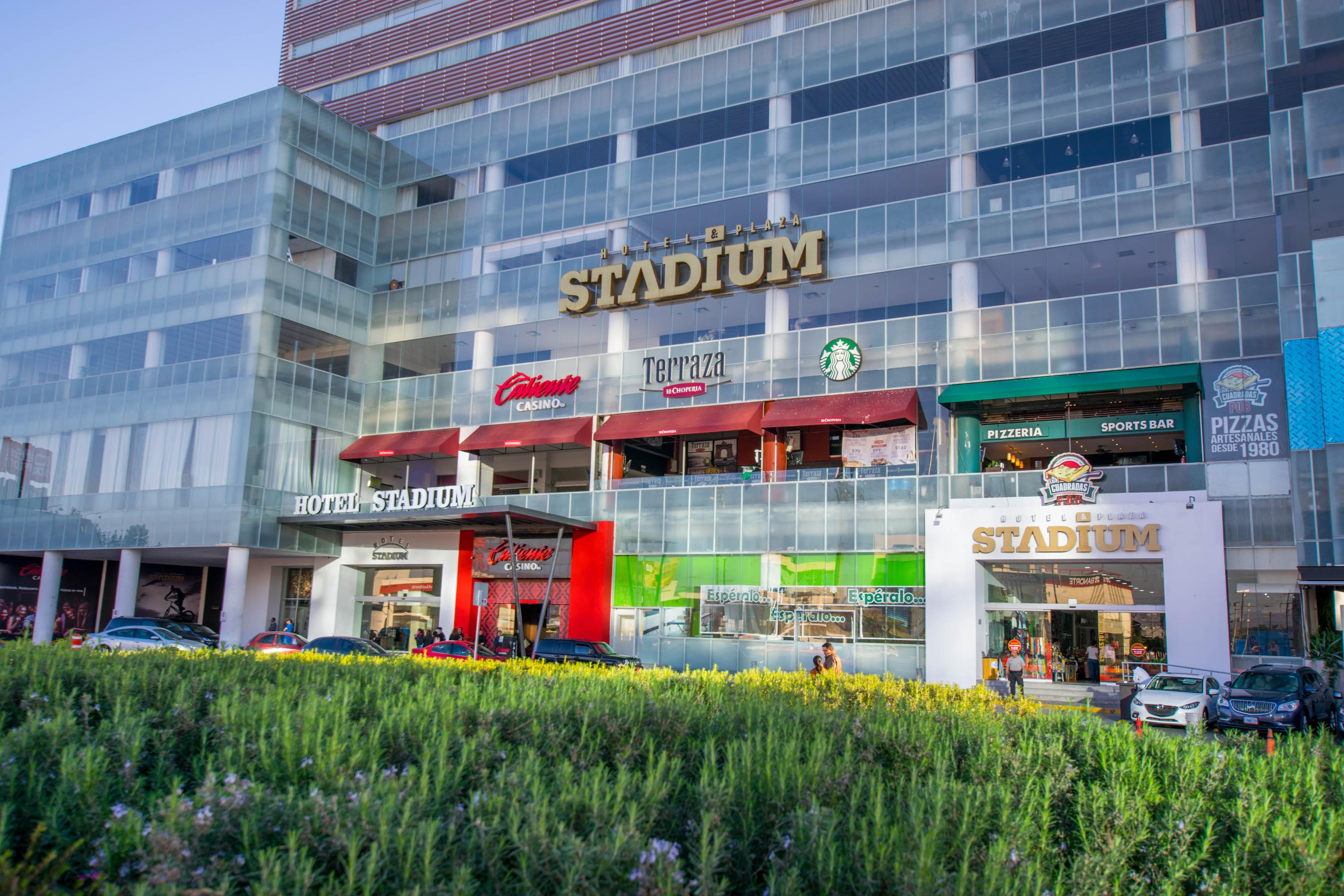 Hotel Stadium León de los Aldamas Extérieur photo Stadium Mall