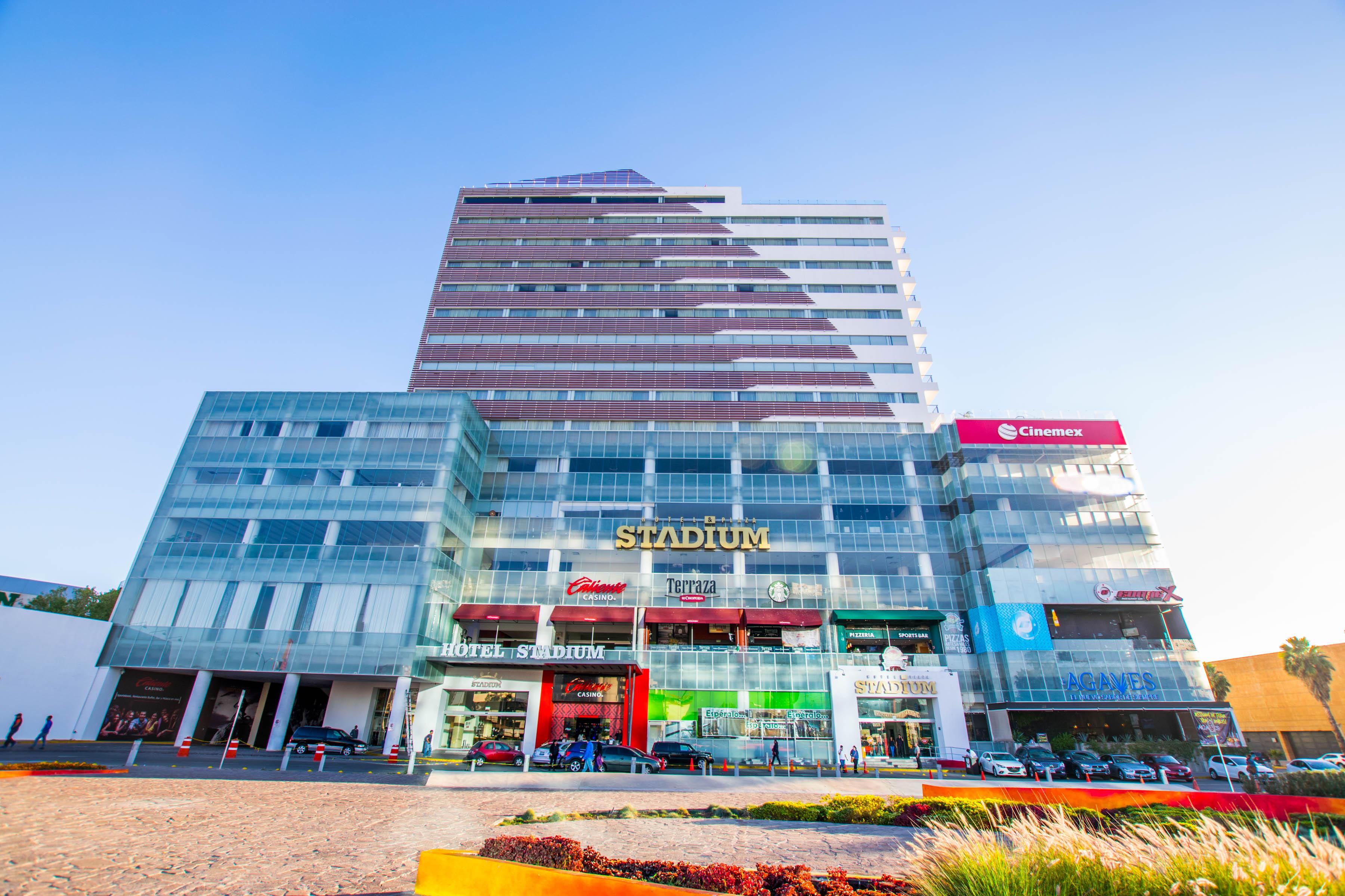 Hotel Stadium León de los Aldamas Extérieur photo Stadium