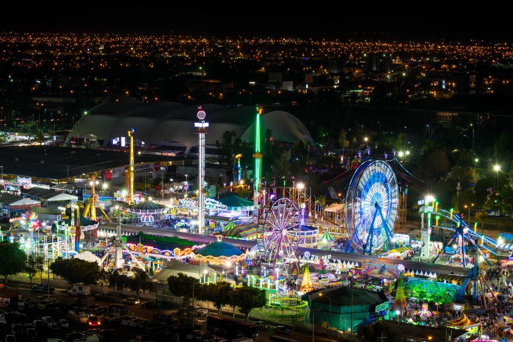Hotel Stadium León de los Aldamas Extérieur photo The 2014 Arizona State Fair
