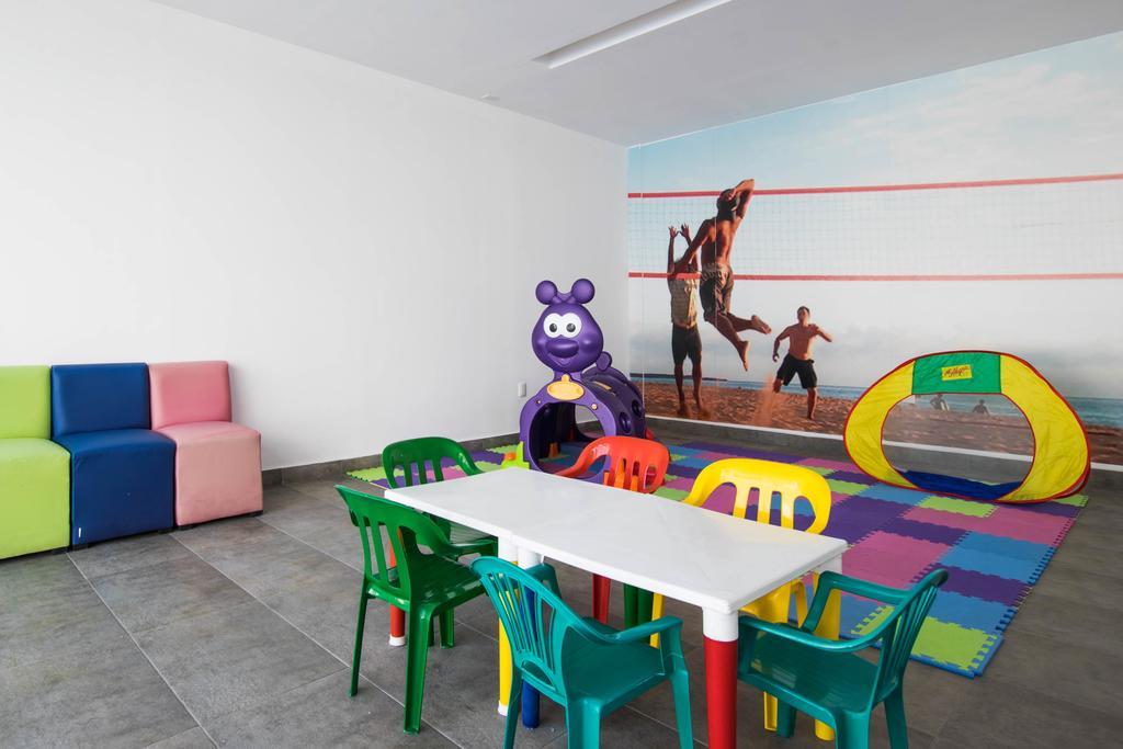 Hotel Stadium León de los Aldamas Extérieur photo Kids Club