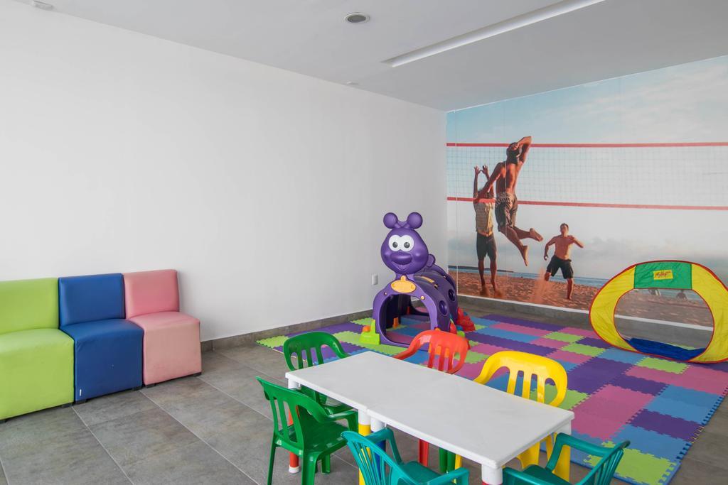 Hotel Stadium León de los Aldamas Extérieur photo Kids Club