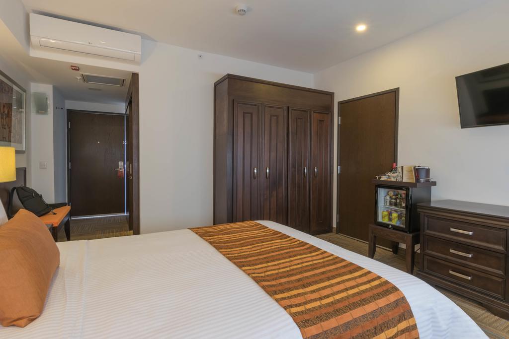 Hotel Stadium León de los Aldamas Extérieur photo Deluxe Room